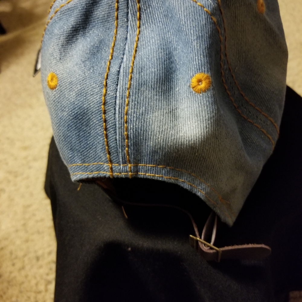 Bling Cap - Picture 4 of 4